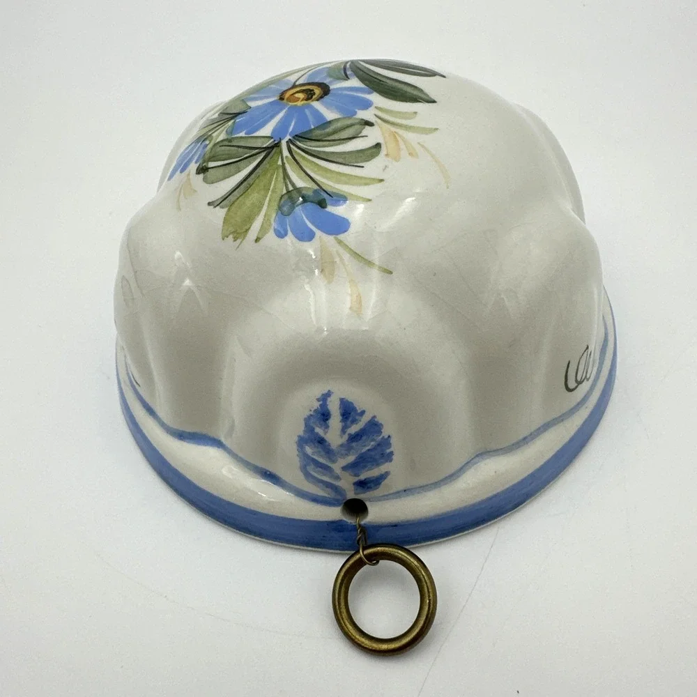 Ceramiche ABC Bassano Italy Mold Set of 2 White Blue Floral Hand Painted Vintage